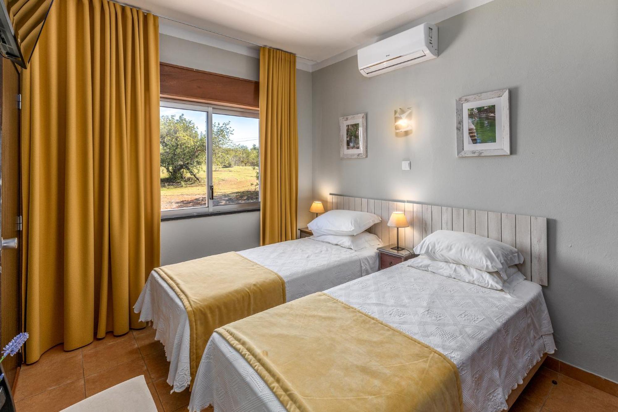 Guest House Oliveira ボリケイメ エクステリア 写真