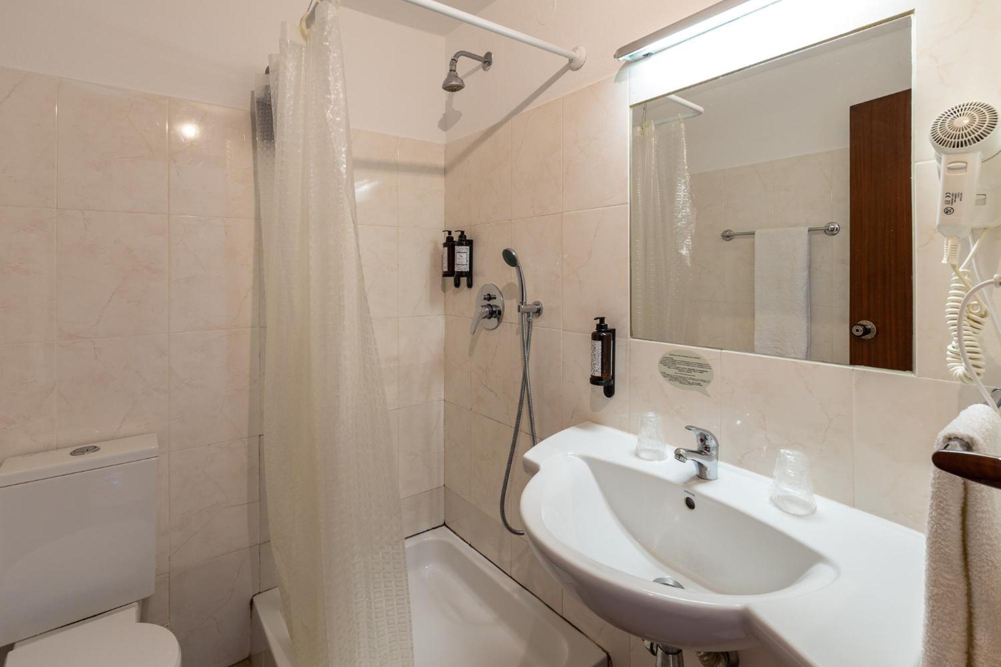 Guest House Oliveira ボリケイメ エクステリア 写真